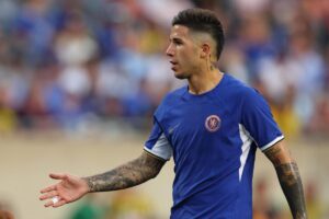 Enzo Azidi Kupamba Moto Huku Akilenga Kutwaa Ubingwa Akiwa na Chelsea