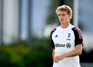 Lazio Inamtaka Rovella Kutoka Juventus