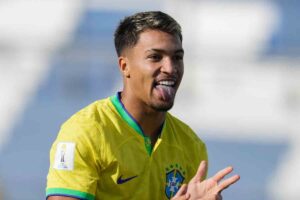 Roma Wameachana na Mshambuliaji wa Santos Marcos Leonardo