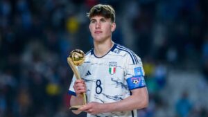 Lazio Wanamtaka Casadei Ambaye Anaitaka Leicester City 