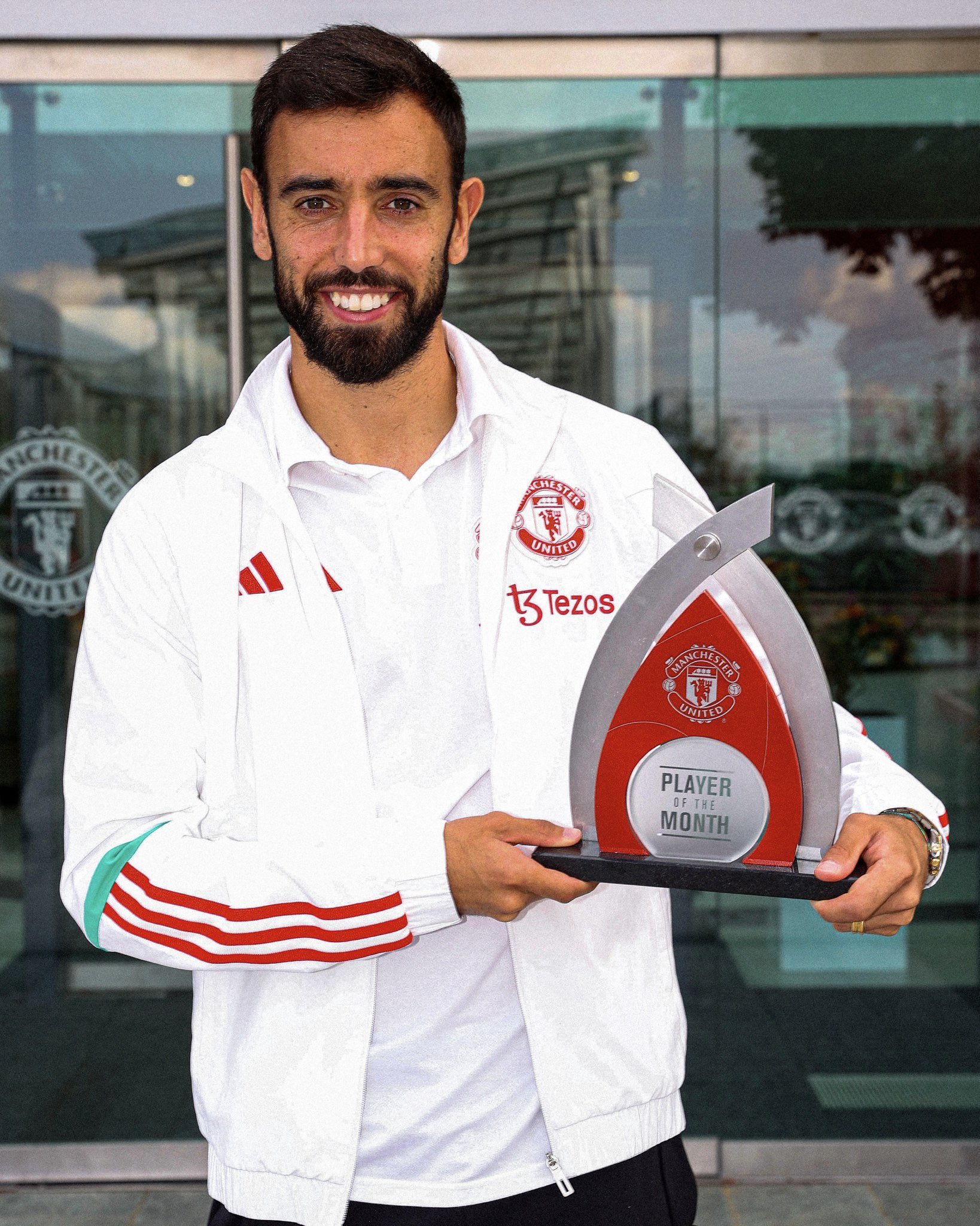 Bruno Fernandes Mchezaji Bora wa Mwezi Man United