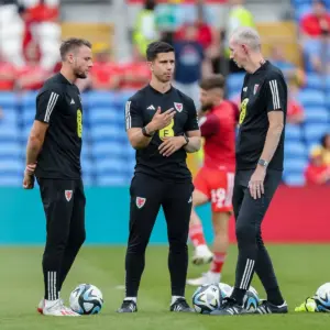 Kocha Msaidizi Ramsay Aacha Kazi Timu ya Taifa ya Wales