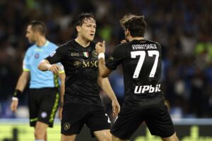 Mazungumzo ya Mkataba wa Kvaratskhelia na Napoli Yamesimama