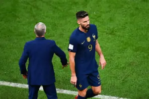 Deschamps Juu ya Maisha Marefu ya Giroud kwa Milan na Jukumu la Pavard Huko Inter