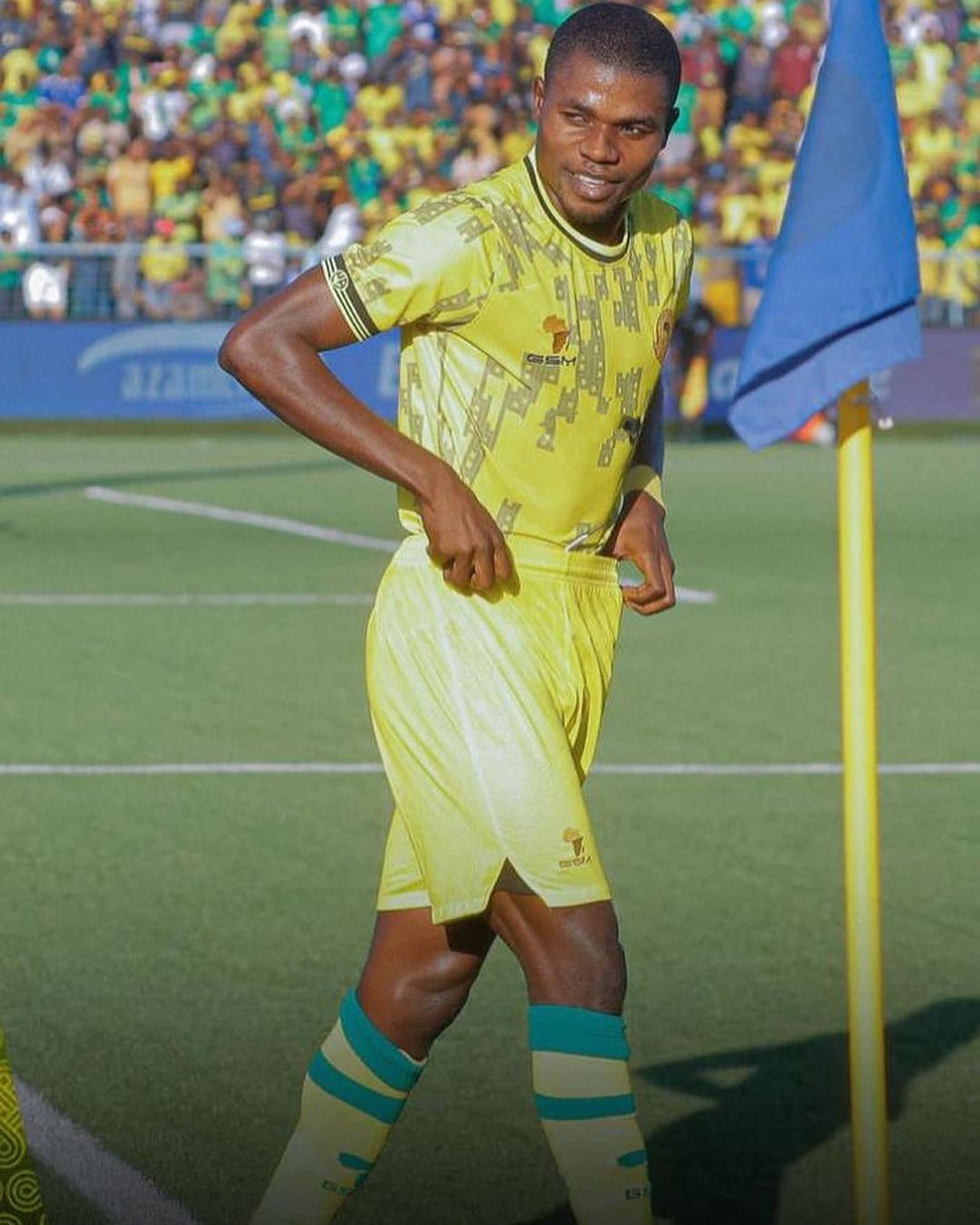 Max Nzengeli Mchezaji Bora Mwezi Agosti