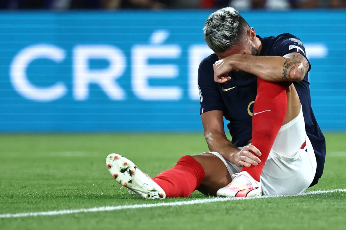 Milan Wanahofia Kumpoteza Giroud kwanye Mchezo wa Derby na Inter