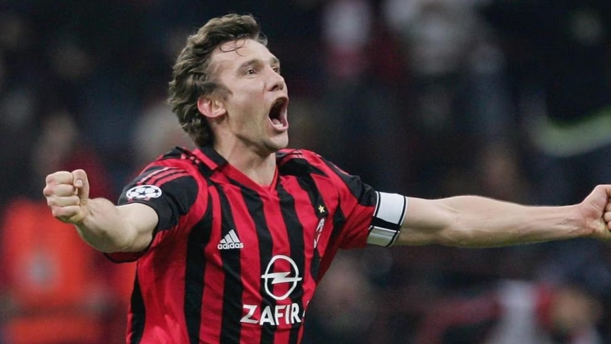 Shevchenko Arejelea Nyuma Miaka ya Penati Dhidi ya Buffon