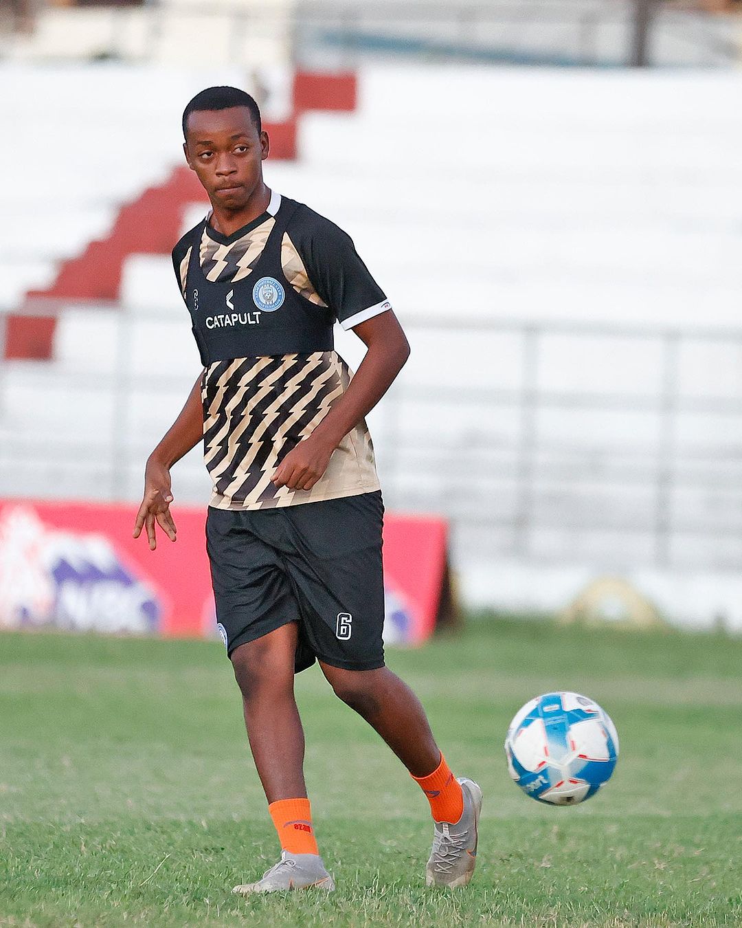 Azam FC Ugenini Dhidi ya Coastal Union