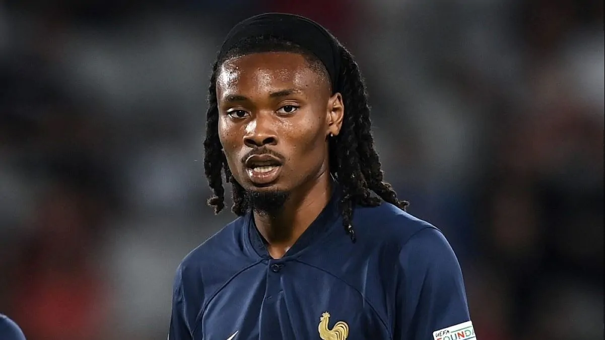 Inter Wanataka Kumsajili Kaka Yake Thuram