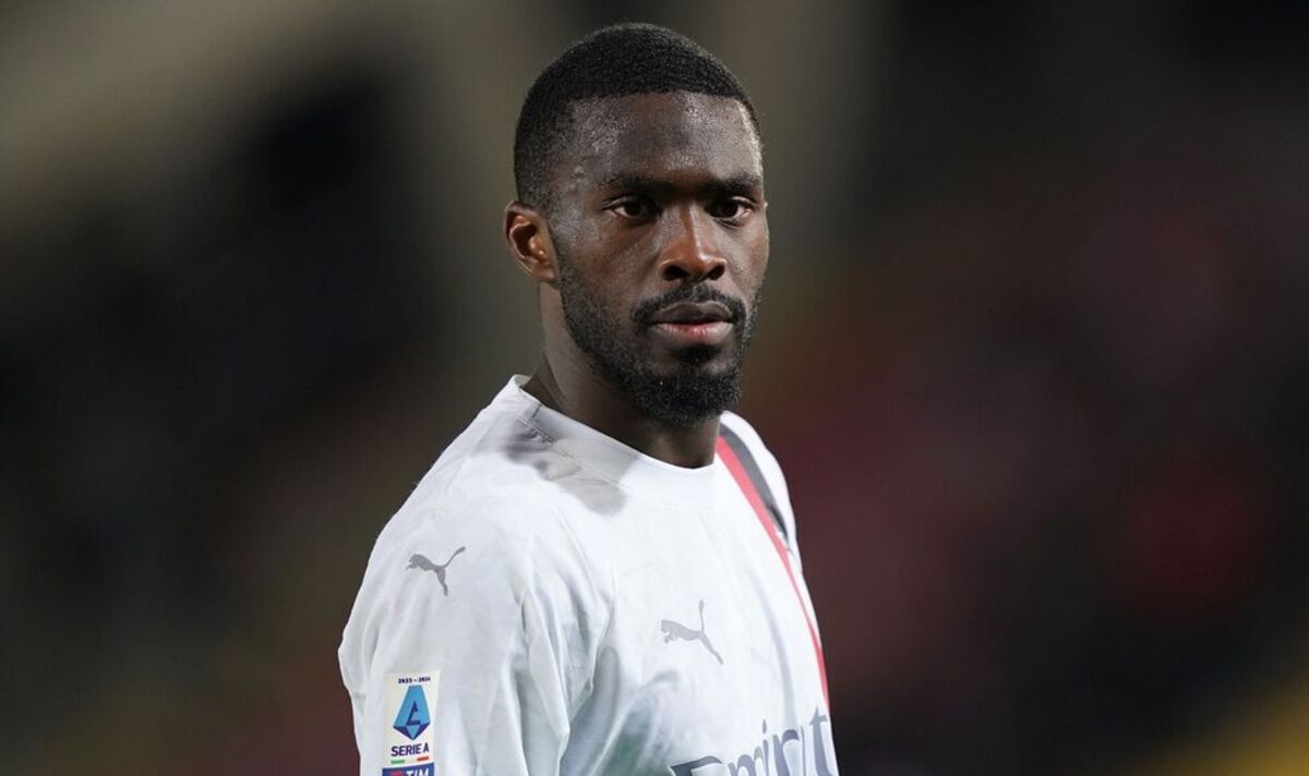 Tomori  Achanganyikiwa na Vijembe vya Uingereza