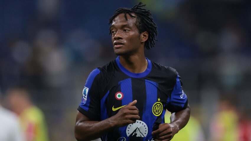 Inter Hawamtarajii Cuadrado Kwenye Derby d'Italia