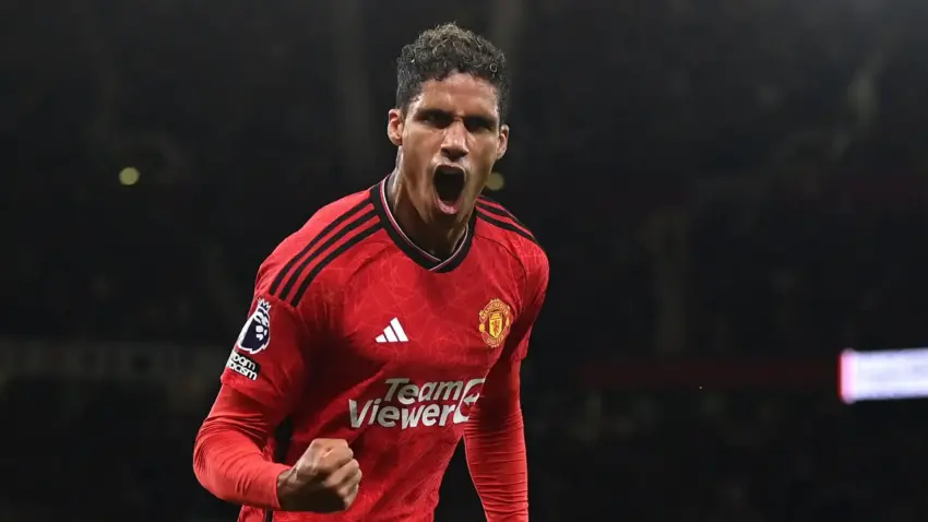 Varane Kuzuru Como kwa Uwezekano wa Kuhamia Serie A
