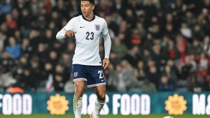 Jobe Bellingham Ajiunga na Borussia Dortmund kwa Mkataba wa Miaka Mitano