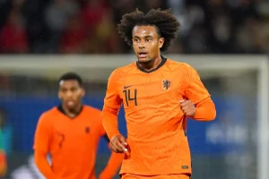 Manchester United Wamechelewesha Uamuzi Kuhusu Kuondoka kwa Joshua Zirkzee