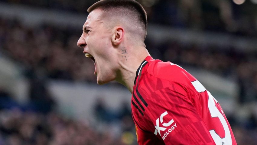 Benjamin Šeško Aeleza Wazi Hisia Zake Kuhusu Nafasi Yake Manchester United