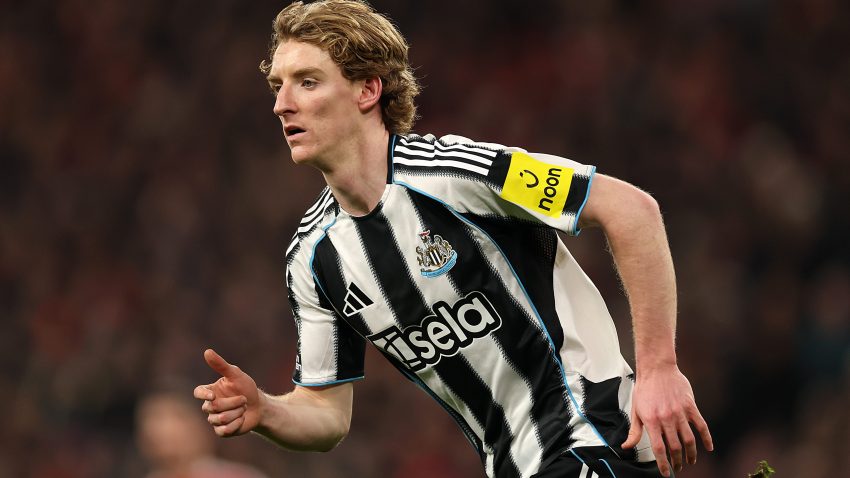 Liverpool Wanaongoza Mbio za Kumsajili Nyota wa Newcastle, Anthony Gordon,