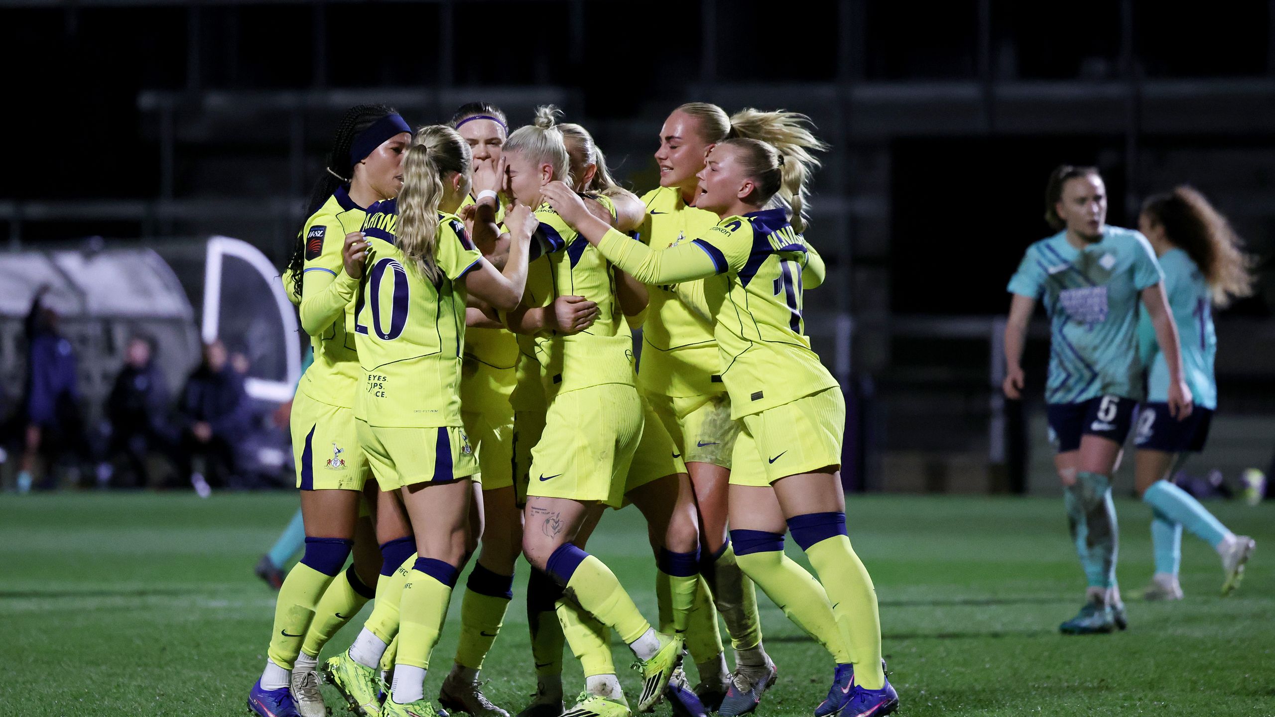 Spurs Women Watinga Robo Fainali ya Women's FA Cup