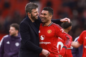 Wayne Rooney Amuunga Mkono Michael Carrick Kuinoa Manchester United