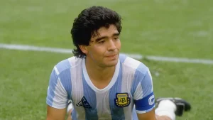 Batistuta Amchagua Maradona Kumzidi Messi Kwa Ubora