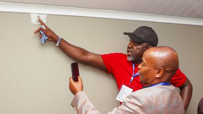 Matundu Dressing Room New Amaan Complex Yaelezwa Chanzo Chake