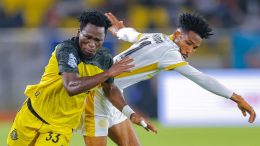 Azam FC na Yanga sc Watoshana Nguvu Dabi ya Dar, Yanga Walalamikia Penalti