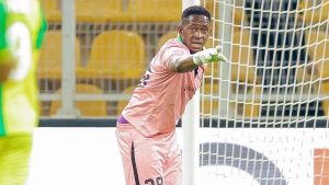 Djigui Diarra Afungiwa Mechi 3, Atozwa Milioni 4 Kwa Makosa Mawili