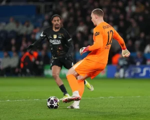 Liam Rosenior Amtetea Jorgensen Baada ya Chelsea Kuchapwa 5-2 na PSG
