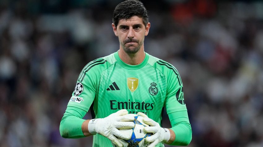 Madrid Yapata Pigo, Courtois Aumia Kukaa Nje ya Uwanja Mwezi Mmoja