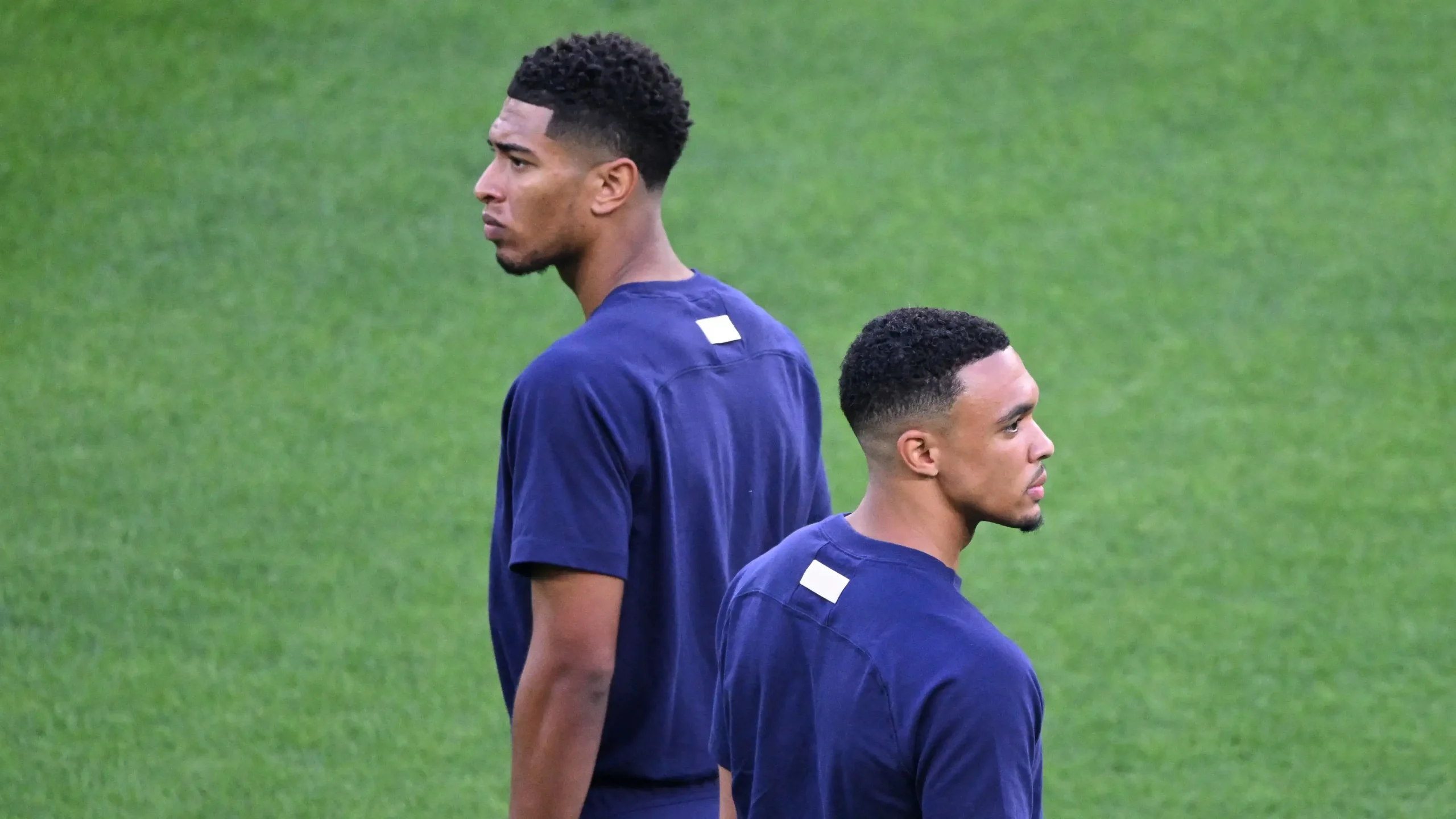 Rooney Ashangazwa Kuachwa kwa Alexander-Arnold England