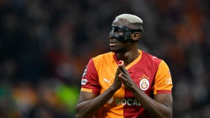 Mashabiki wa Galatasaray Wamfanya Osimhen Kuhisi Upendo wa Mama Yake