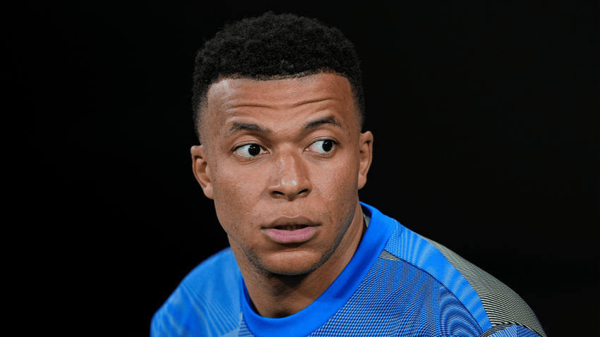 Mbappé Aingia Mgogoro na Madaktari wa Real Madrid