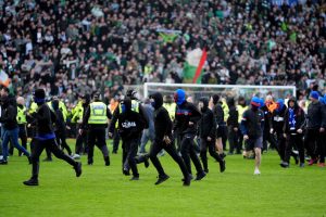 Mashabiki 9 Wakamatwa Baada ya Vurugu Derby ya Rangers na Celtic 