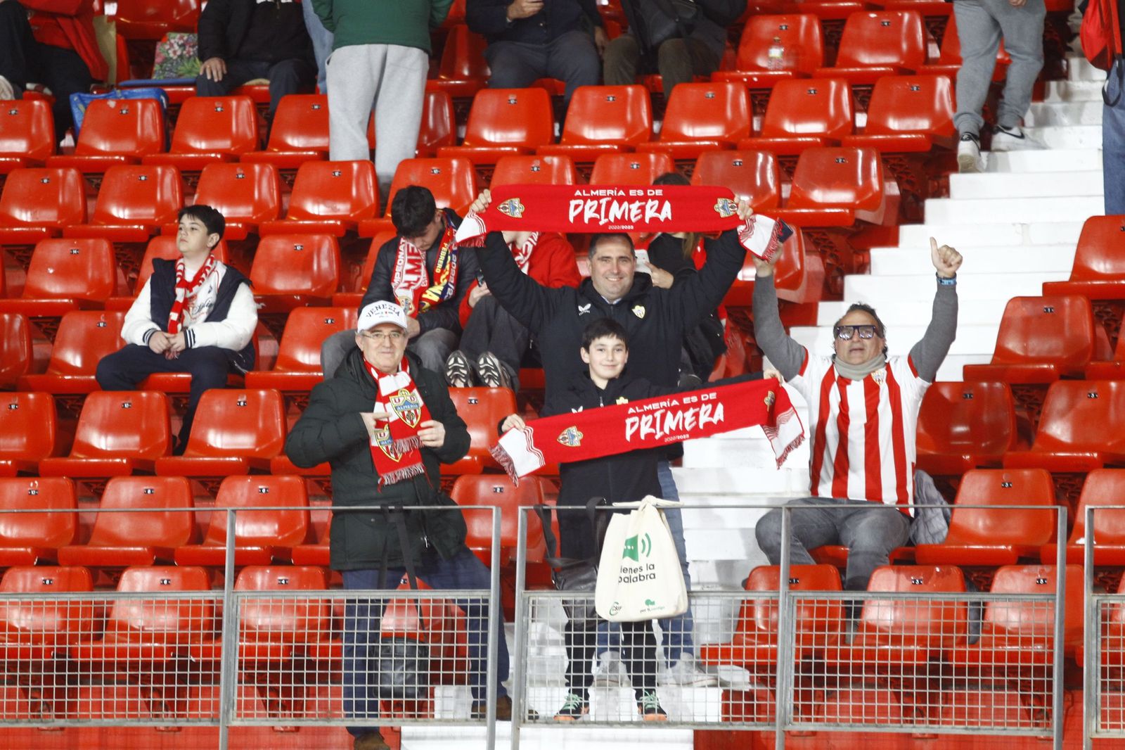 Almeria Yanyapia Kupanda Daraja, Ronaldo Atoa Pongezi