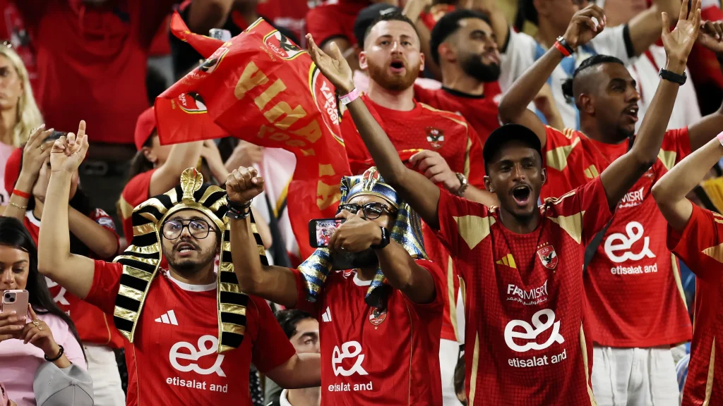 CAF Yaifungia  Al Ahly Kuingiza Mashabiki CAFCL