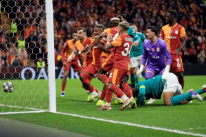 Galatasaray Wang'ara Dhidi ya Liverpool Nyumbani
