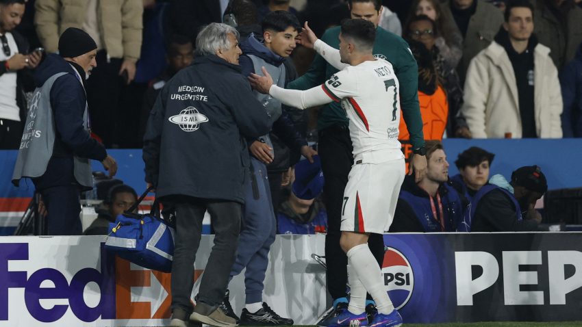 Pedro Neto Aruhusiwa Kucheza Dhidi ya PSG Licha ya Tukio la Kumsukuma Ball Boy