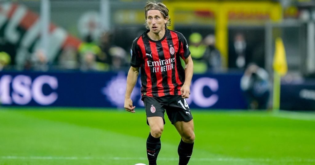Luka Modrić Aendelea Kutoa Burudani ya Soka