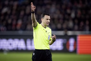 Felix Zwayer Apewa Mechi ya  Kombe la Dunia Licha ya Historia ya Upangaji Matokeo