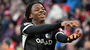 Arsenal, Chelsea na Man United Wamnyatia Kiungo wa SC Freiburg Johan Manzambi