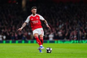 Arsenal Wako Tayari Kumuaga Ben White, Huku Tino Livramento Akiwa Chaguo lao Kuu