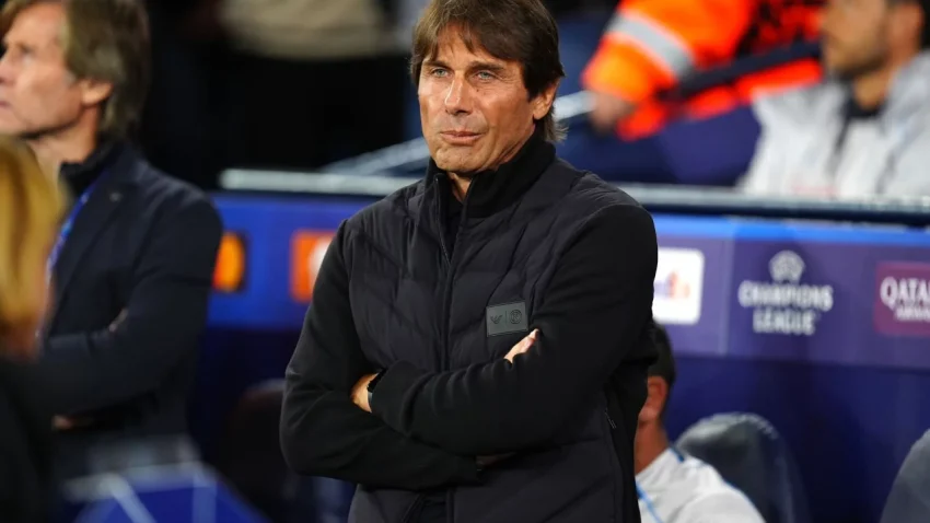 Napoli Yachagua Mbadala Ikiwa Conte Ataondoka Kuchukua Nafasi ya Kocha wa Timu ya Taifa ya Italia