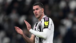 Vlahovic Ana Hamu ya Mkataba Mpya na Juventus, Lakini Matatizo Makubwa Bado Yapo.