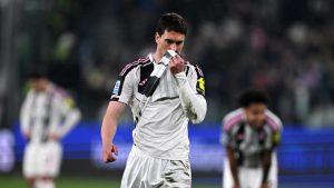 Vlahovic Ana Hamu ya Mkataba Mpya na Juventus, Lakini Matatizo Makubwa Bado Yapo.