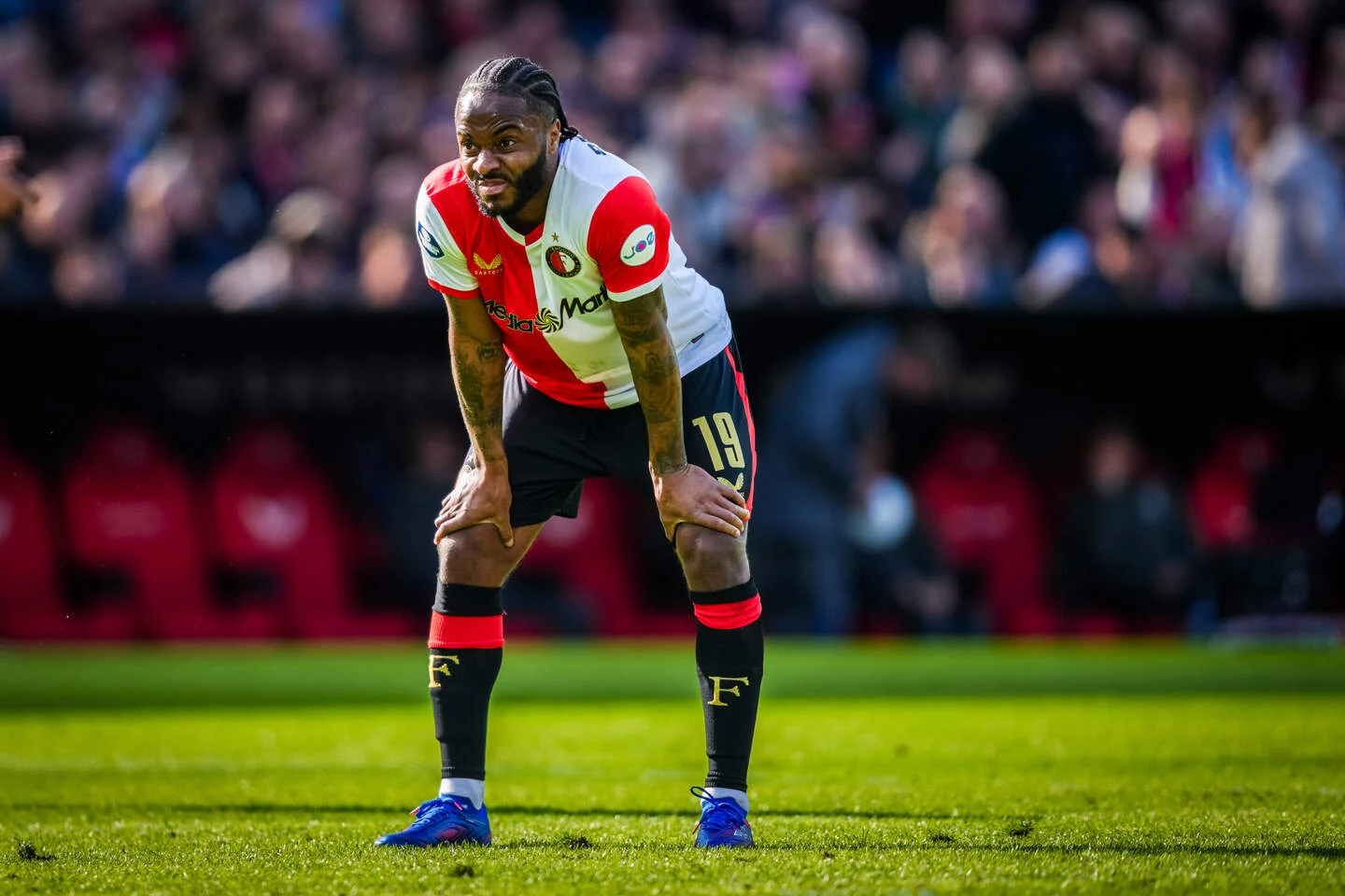 Van Persie Amtaka Raheem Sterling Kuipambania Feyenoord