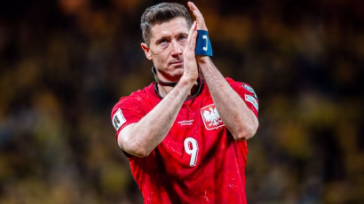 Lewandowski Aaga kwa Hisia Baada ya Poland Kutofuzu Kombe la Dunia