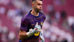 Joan Garcia Anakabiliwa na Changamoto Kubwa Katika Harakati za Kutwaa Tuzo ya Binafsi ya La Liga.