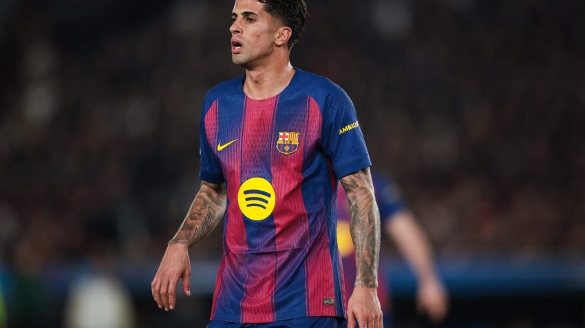 Cancelo Anatumai Kuwa Bernardo Silva Atajiunga na Barcelona au Benfica.