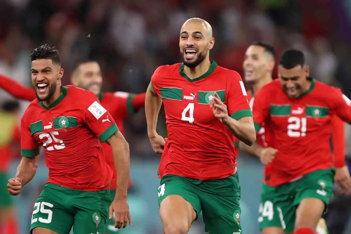 Amrabat Mwanga Waonekana Kubaki Real Betis