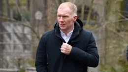 Scholes Aichana Manchester United, Wachezaji 8 Wauzwe