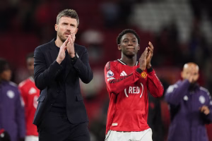 Carrick Aupa Uzito Mchezo wa Man United dhidi ya Liverpool